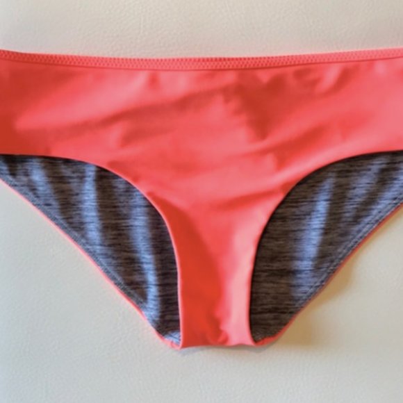 lululemon athletica Other - Lululemon Reversible Swim Bottoms lululemon athletica Other - Lululemon Reversible Swim Bottoms